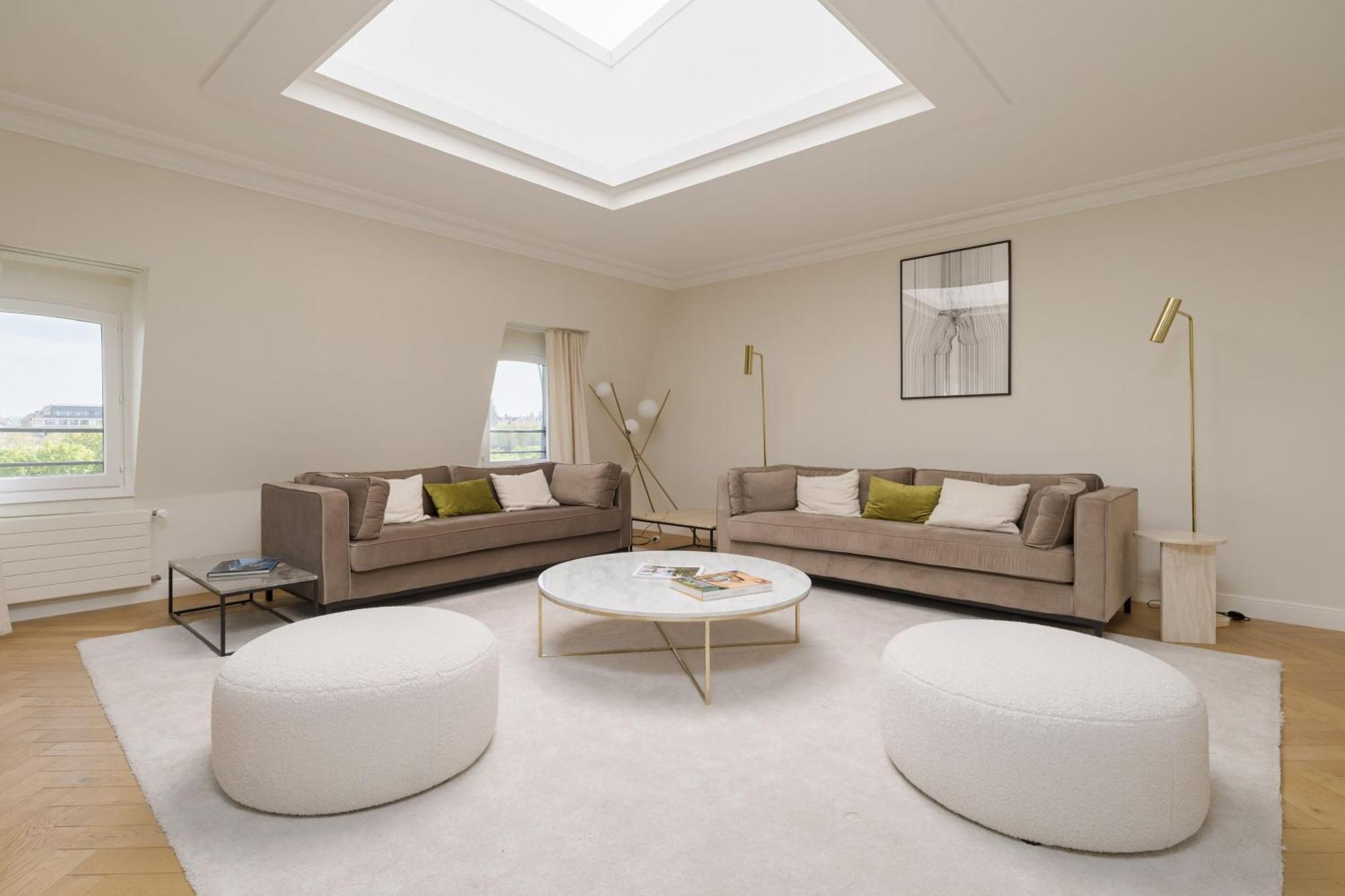 Apartment Luxury - Avenue Montaigne *