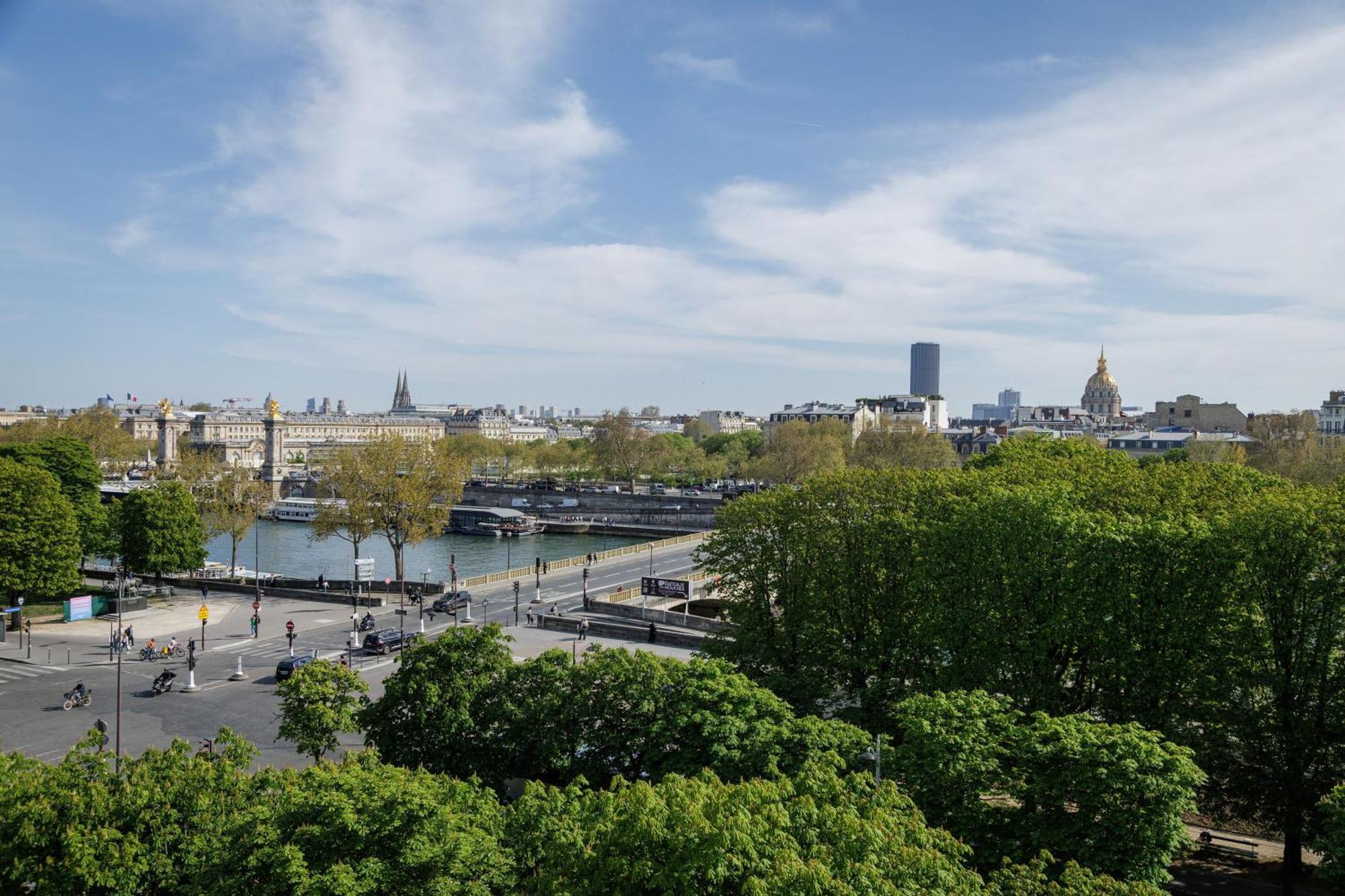 Luxury - Avenue Montaigne