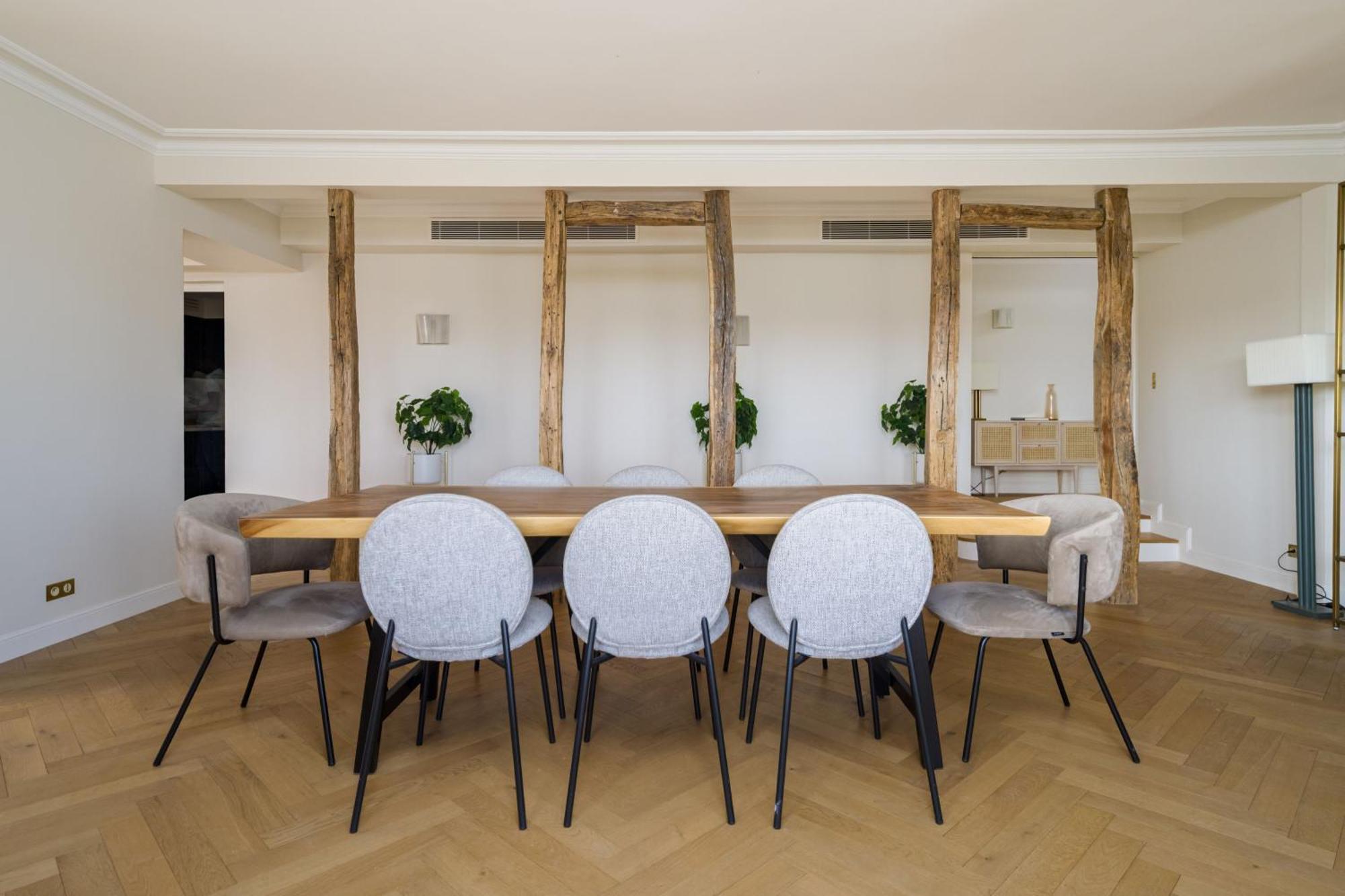 Luxury - Avenue Montaigne Appartamento