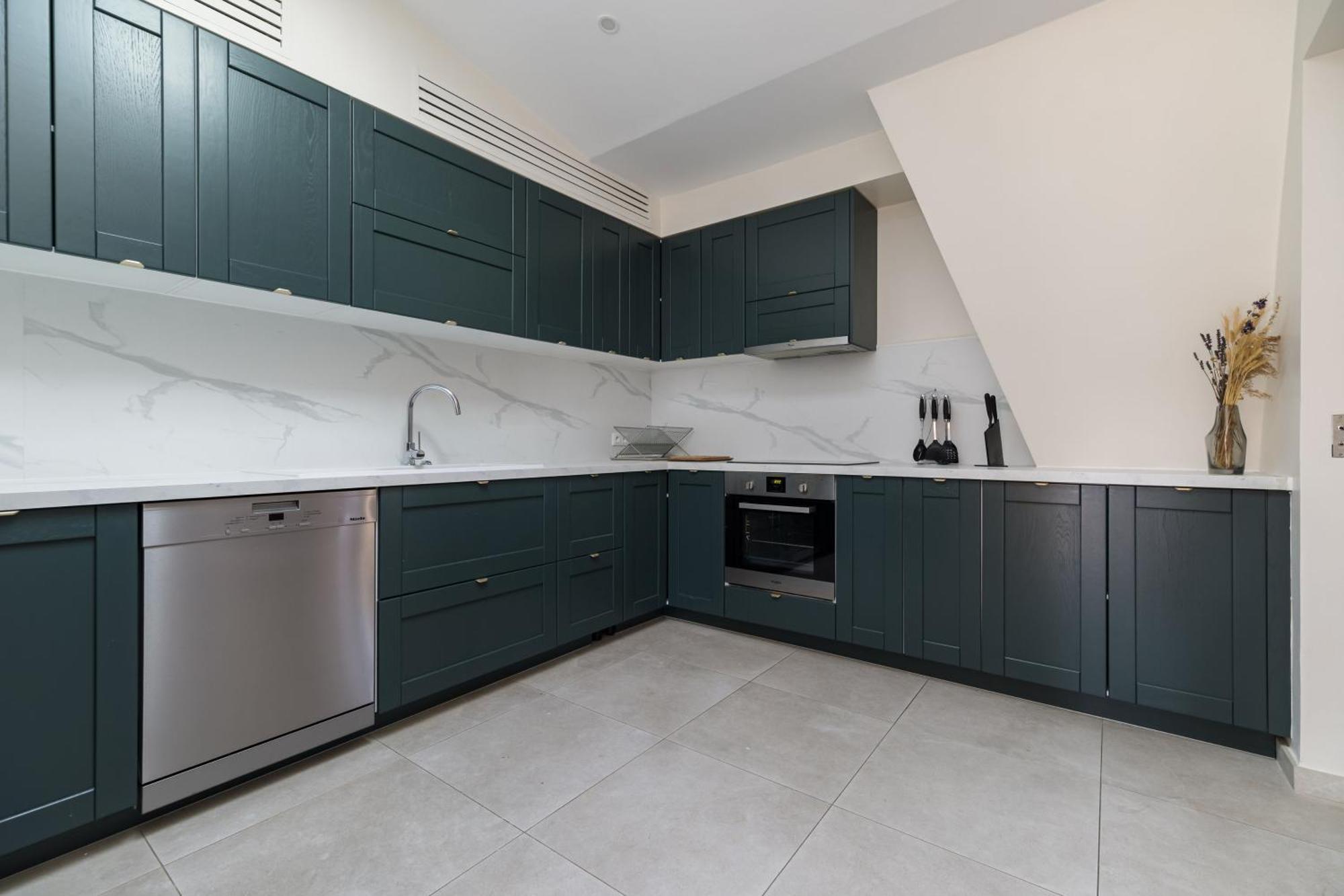 Luxury - Avenue Montaigne * Parigi