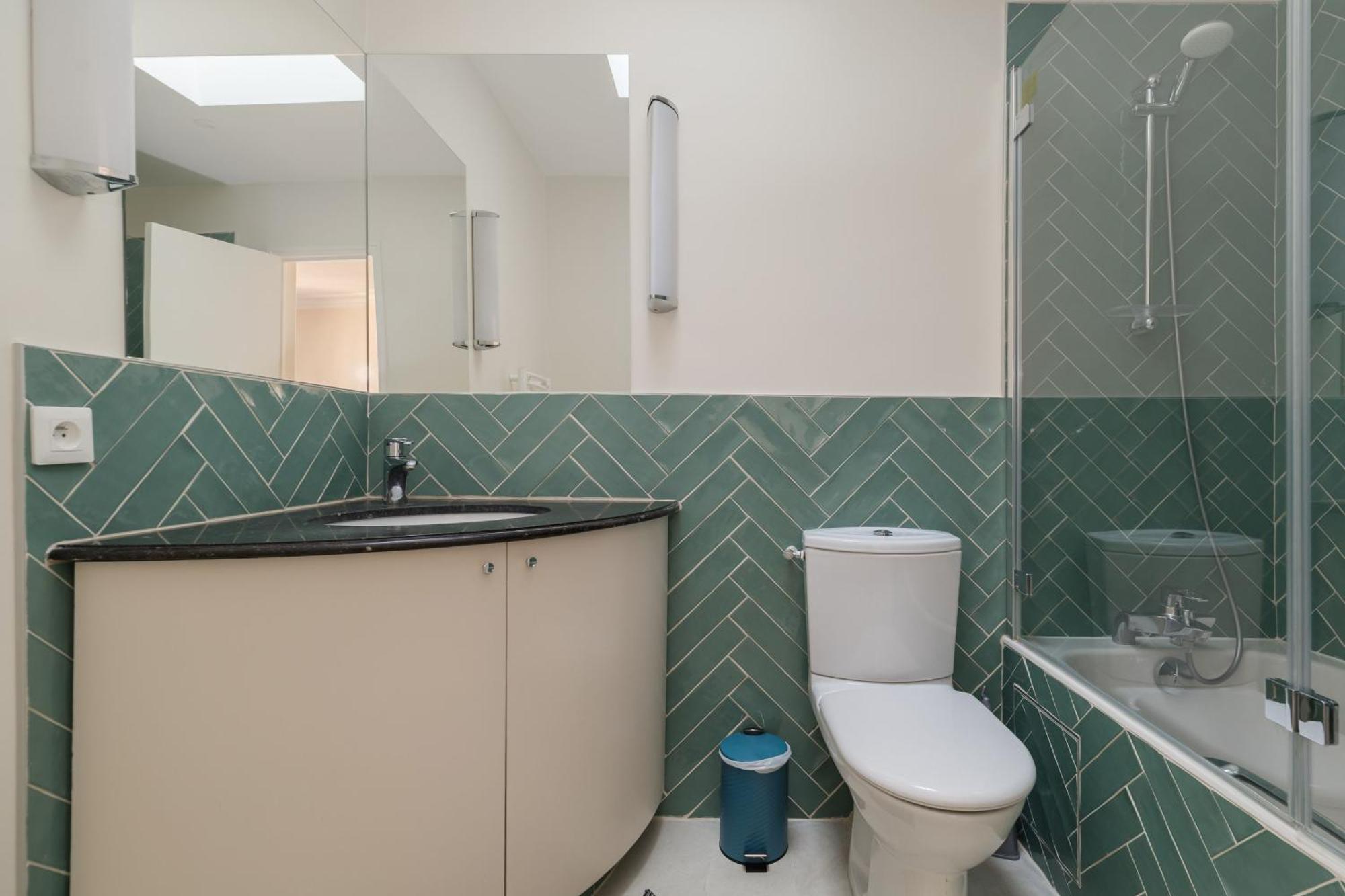 Luxury - Avenue Montaigne *